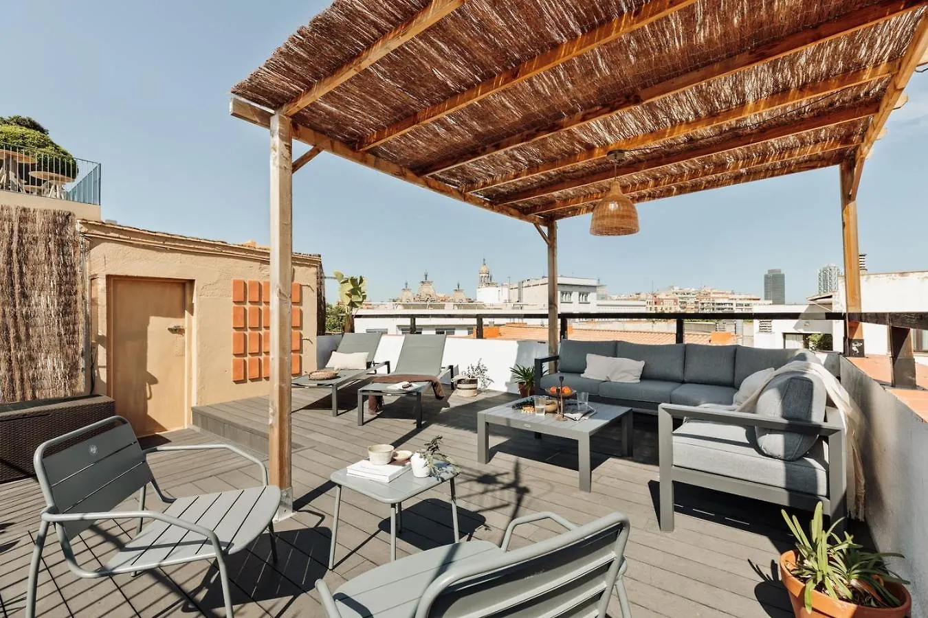 Atuh - 1 Bedroom And Terrace In El Born Barcelona
