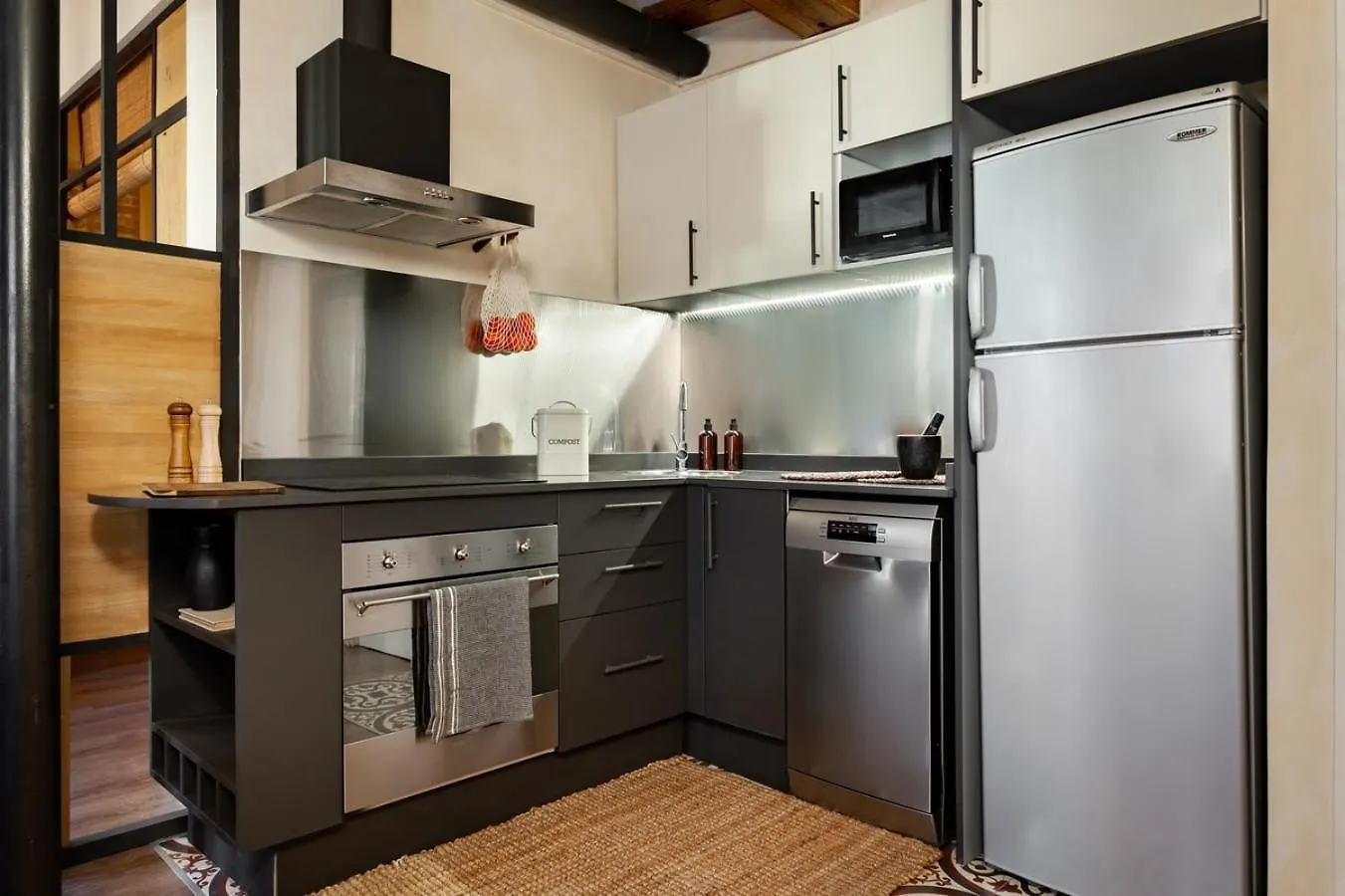Atuh - 1 Bedroom And Terrace In El Born برشلونة 0*,